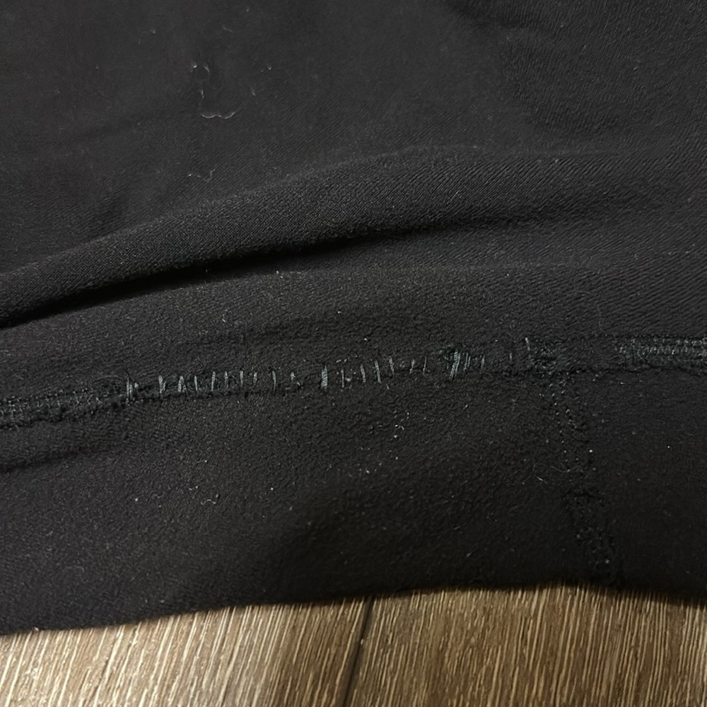 Lululemon Athletica Black and Gray Cropped Pants - Picture 3 of 4